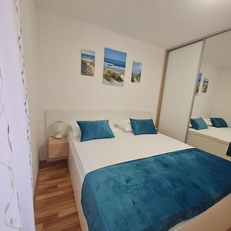 Apartman "Flower Garden" Ražanac Exteriér fotografie
